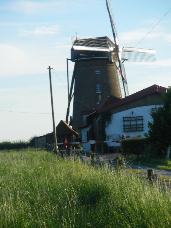 La Vallee Des Trois Monts Saint-Sylvestre-Cappel Luaran gambar